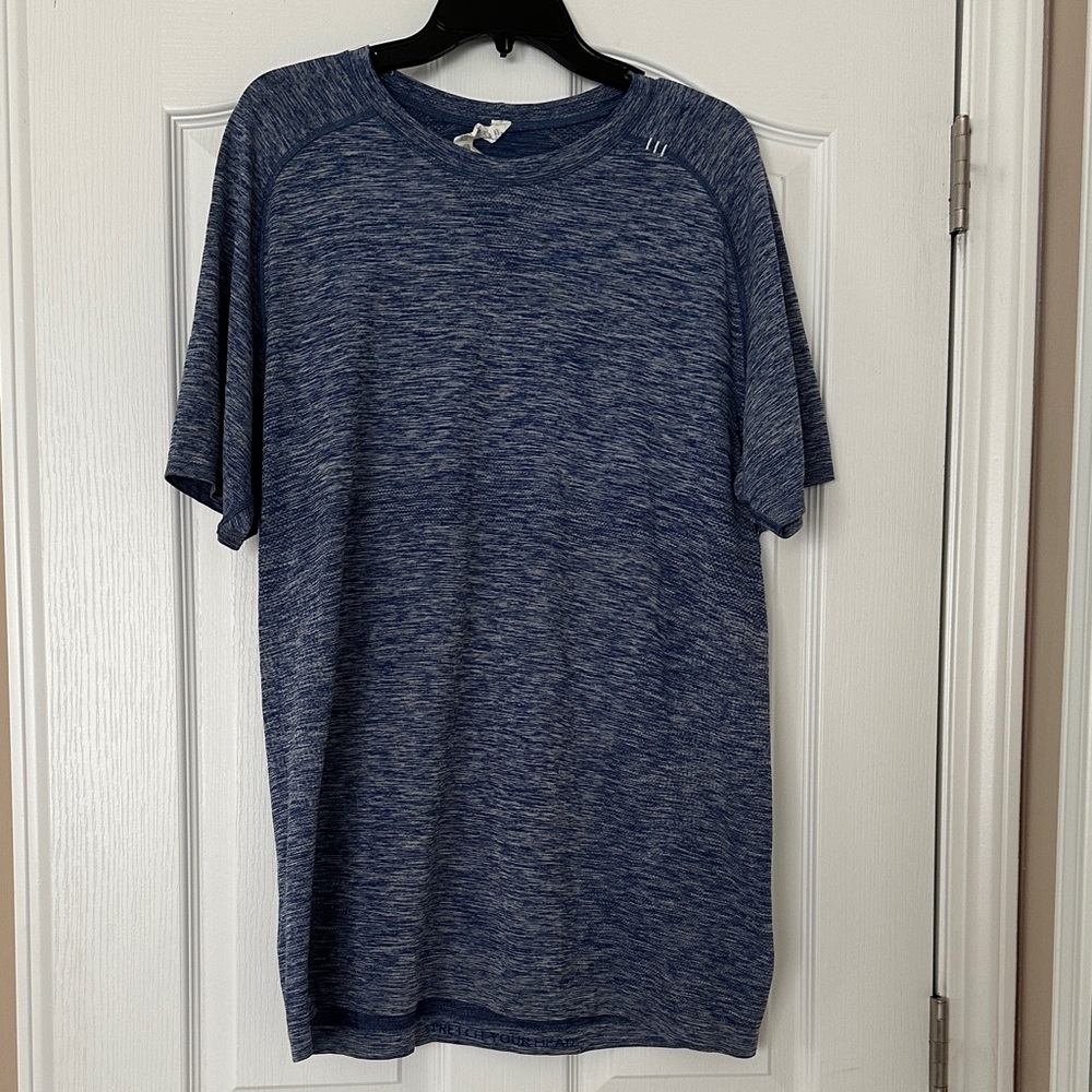 lululemon athletica Men's Heathered Blue Short Sleeve Tee